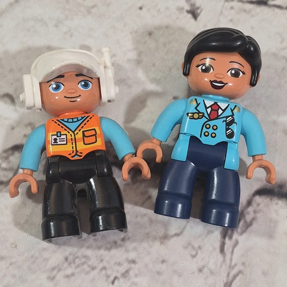 Lego Duplo Lot Figures Traffic Guy Pilot Woman Building Block Window Car Chair